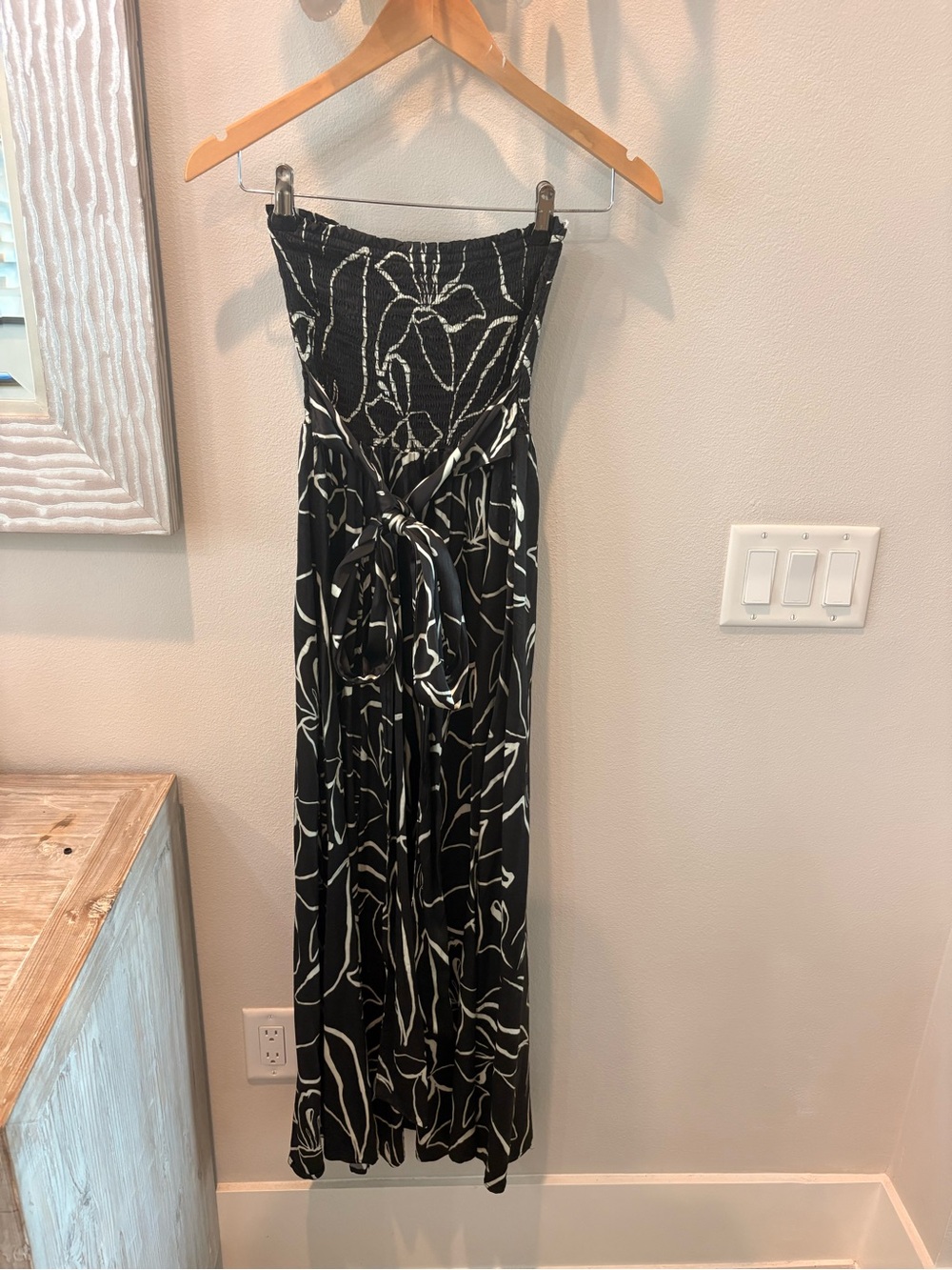 Shore brand Strapless Black & White Floral Maxi Dress